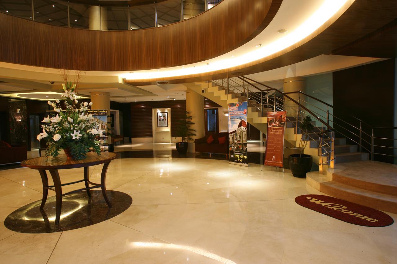 President Executive Club Hotel Cikarang Ngoại thất bức ảnh