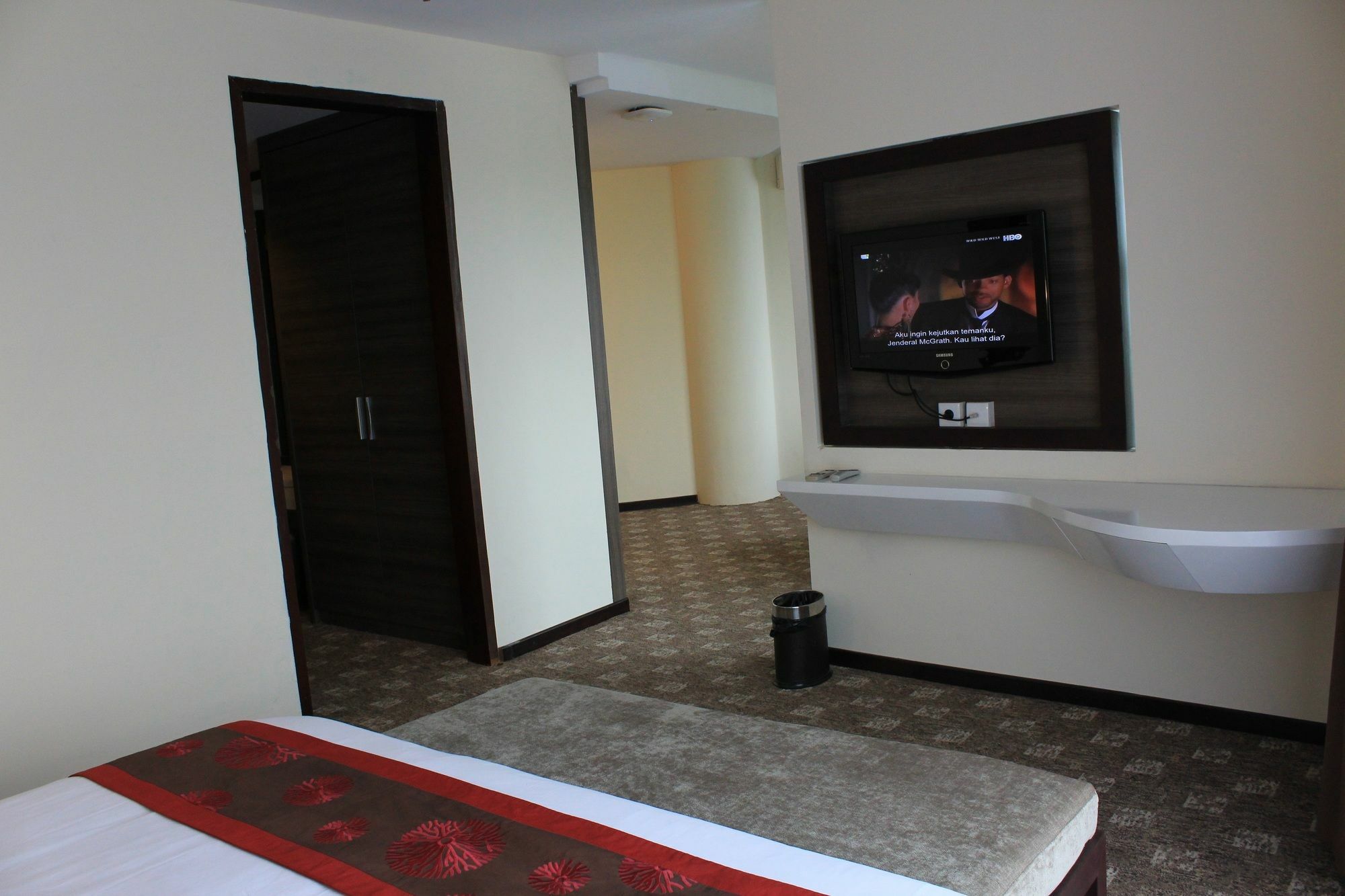 President Executive Club Hotel Cikarang Ngoại thất bức ảnh