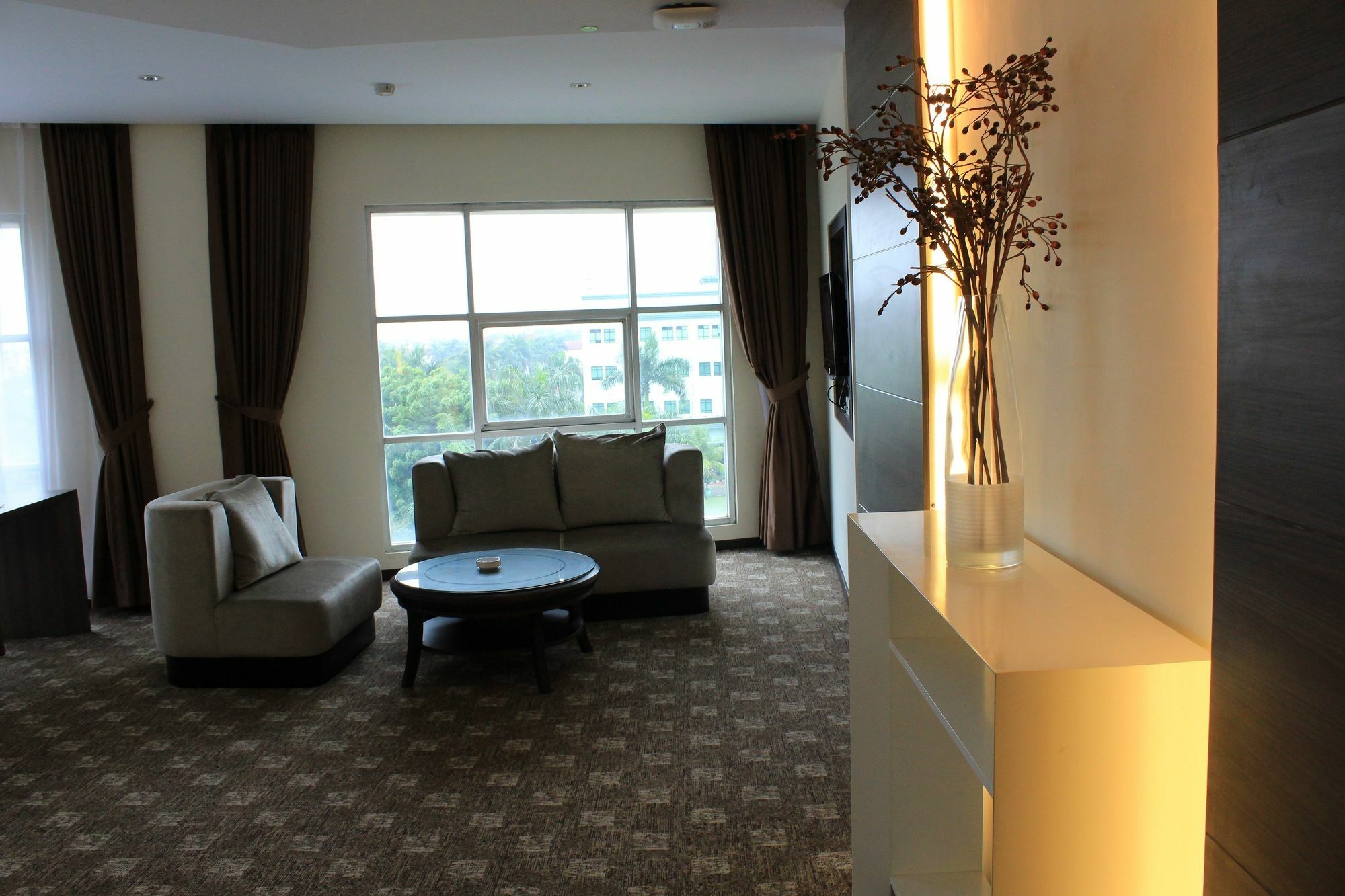 President Executive Club Hotel Cikarang Ngoại thất bức ảnh